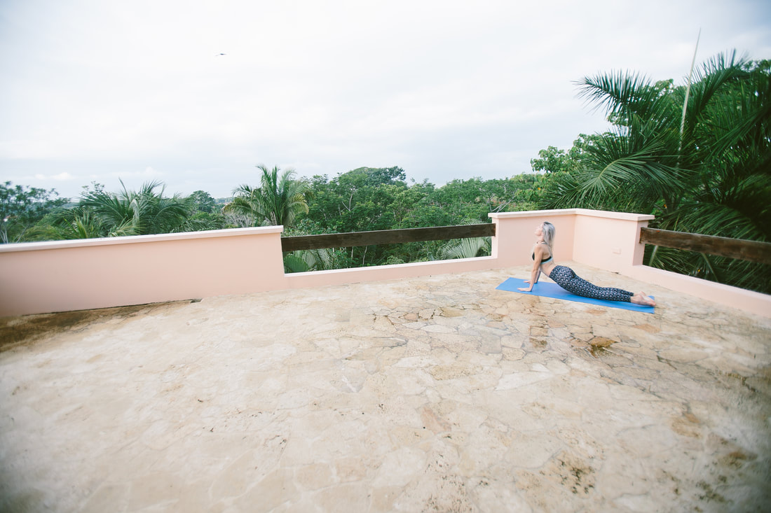Casa 1 sunset yoga